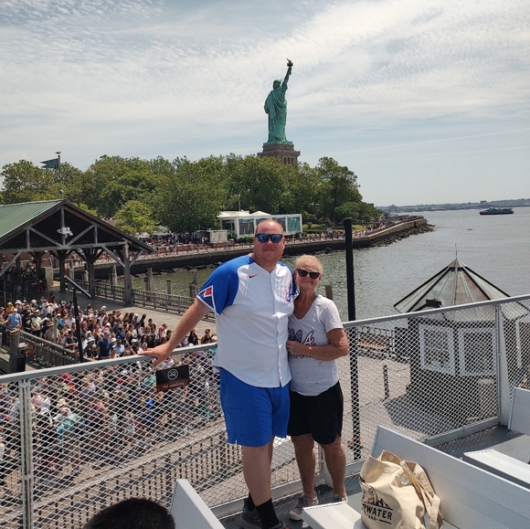 Bertha. Show some L❤️VE  silent show TODAY MONDAY 10/25 1037 am eastern - Picture 16 of 16